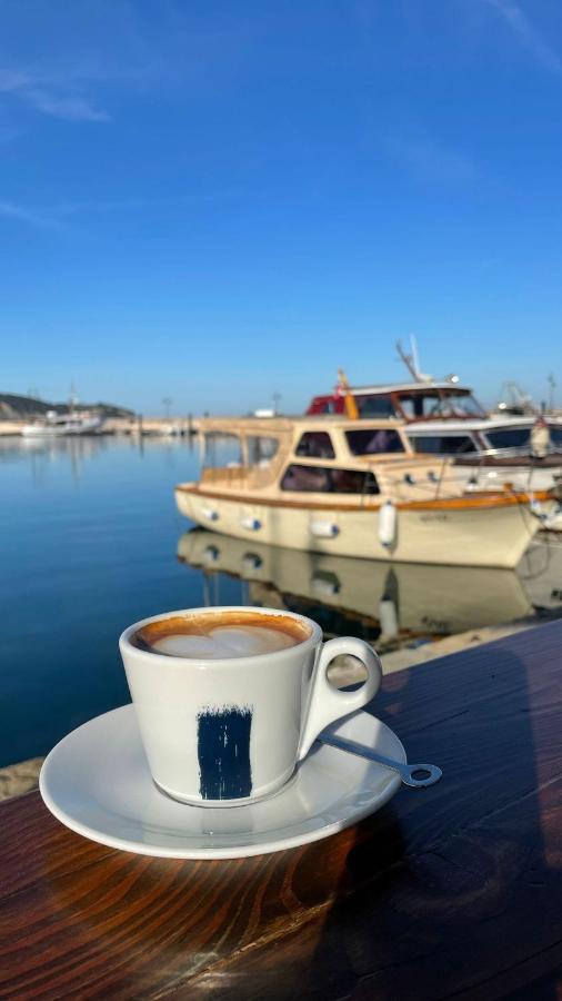 Apartmaji Pri Bosi Nogi Izola Εξωτερικό φωτογραφία