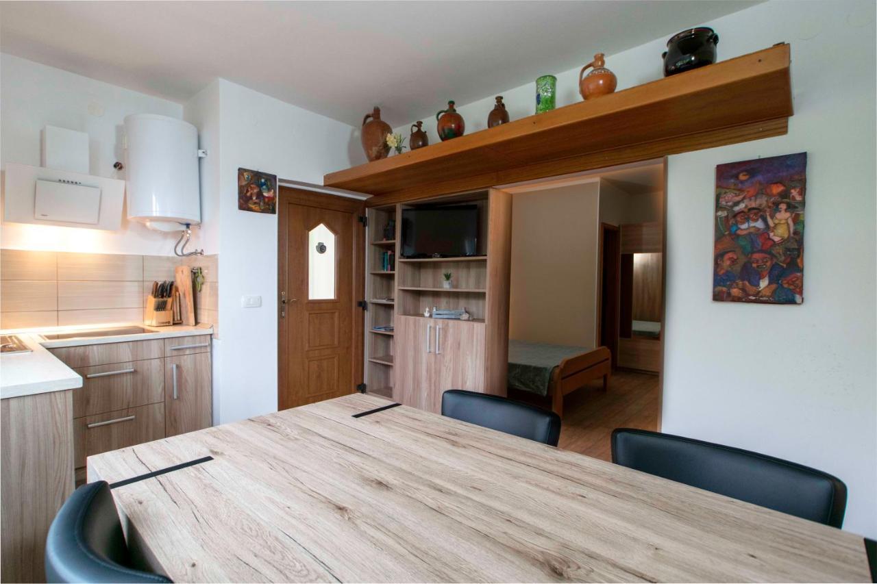 Apartmaji Pri Bosi Nogi Izola Εξωτερικό φωτογραφία