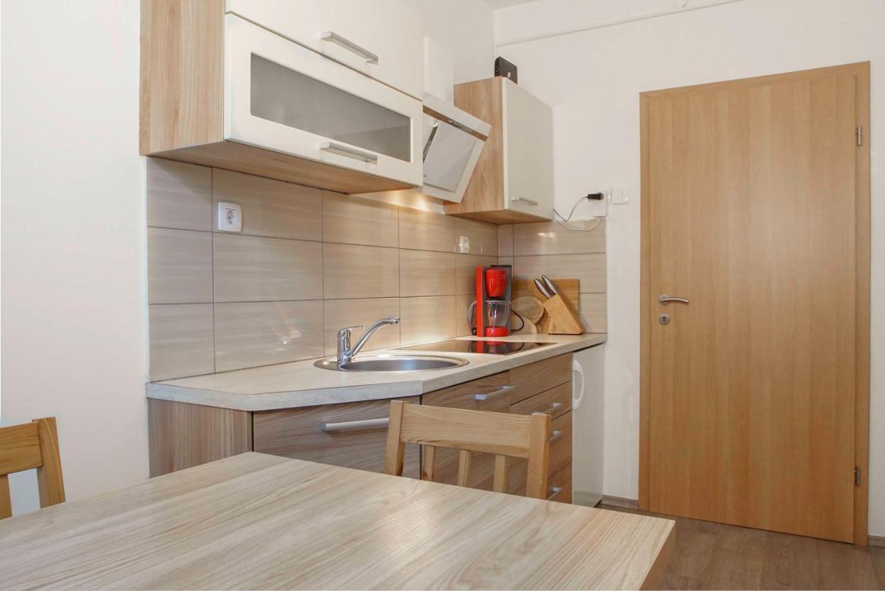 Apartmaji Pri Bosi Nogi Izola Εξωτερικό φωτογραφία